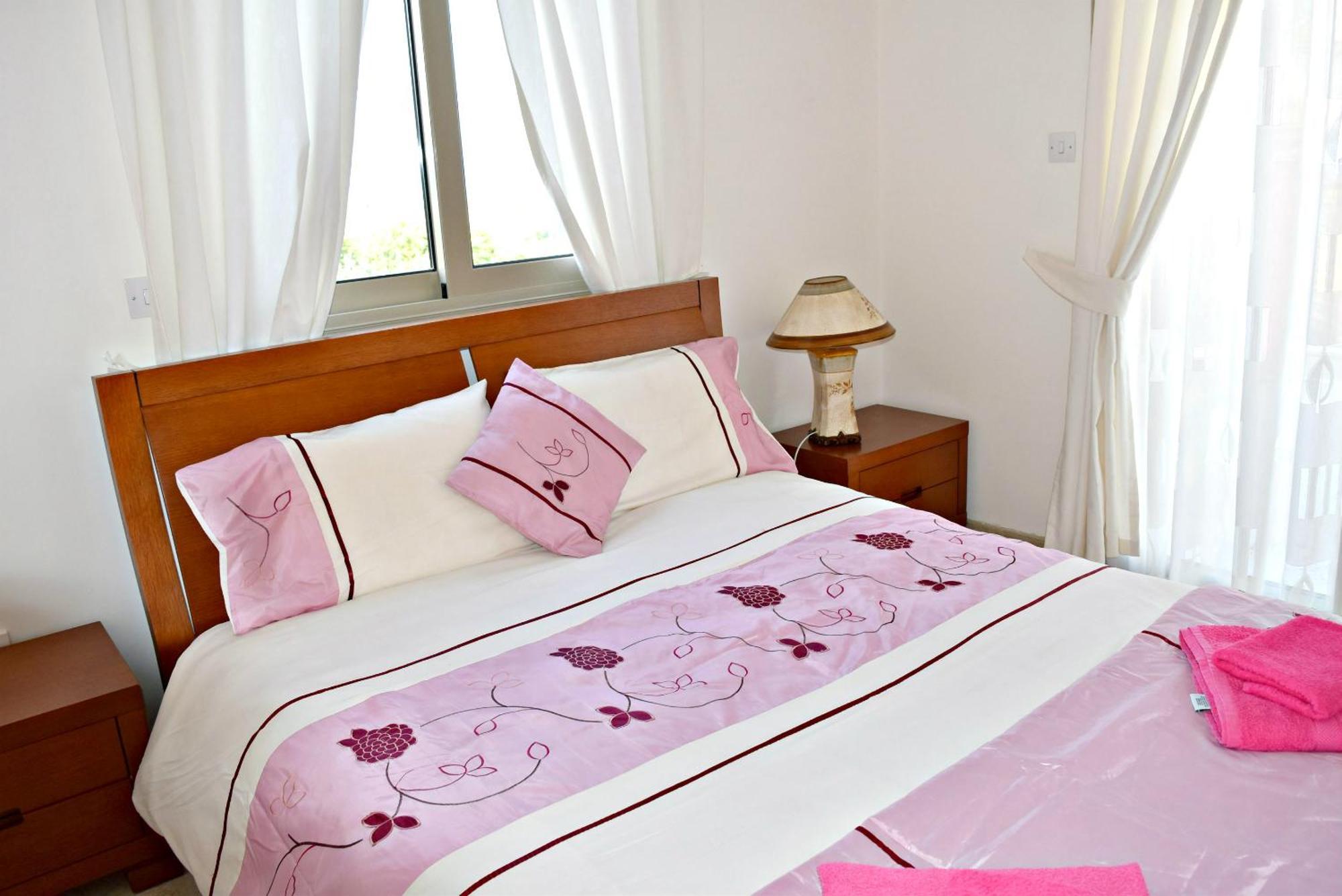 Villa Saraliana Sandy Beach Villas - Heated Pool - Jacuzzi - Private Beach Area 폴리스 외부 사진
